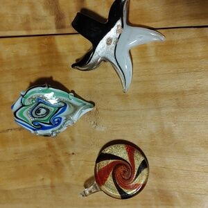 🇨🇦3 For $20🇨🇦Three Glass Pendants all with touches of Gold Tones